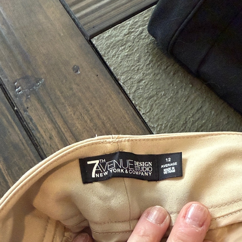 2 pairs! 1 Black and 1Cream Straight Leg Pants can buy both or I can spl - Picture 3 of 7